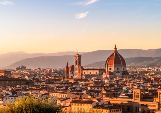 Italijos nekilnojamojo turto sektorius 2026 m.: prekybos, kainų ir investicijų plėtra
