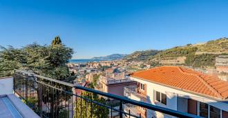 Vila su vaizdu į jūrą Velekrozijoje