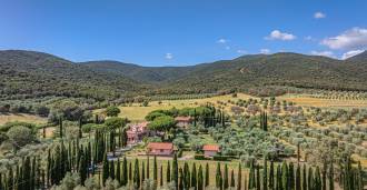 Parduodamas stilingas agroturizmas Puntone